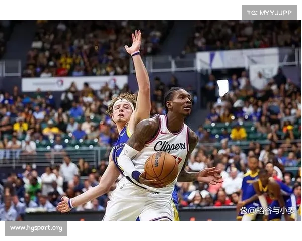 2025NBA夏季联赛华丽回归 球迷热情高涨见证新星崛起 2025NBA夏季联赛华丽回归 球迷热情高涨见证新星崛起