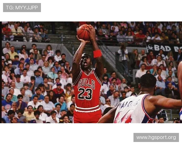 AJ约翰逊42分钟砍20分末节爆发十四分险掀翻对手强势表现力