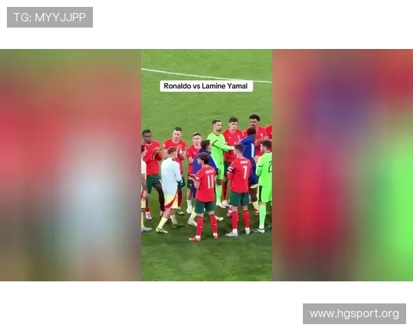 马塞洛晒C罗捧杯照盛赞实至名归GOAT引发球迷热议全球关注升温中 马塞洛晒C罗捧杯照盛赞实至名归GOAT引发球迷热议全球关注升温中